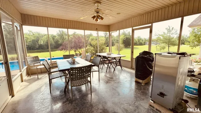 $675,000 | 1016 Michael Lane, West Frankfort, IL 62896