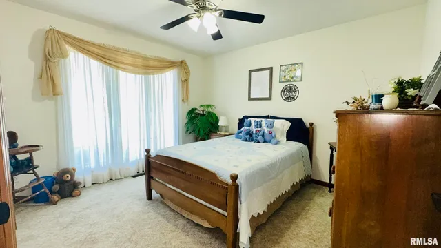 $675,000 | 1016 Michael Lane, West Frankfort, IL 62896