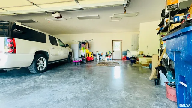 $675,000 | 1016 Michael Lane, West Frankfort, IL 62896