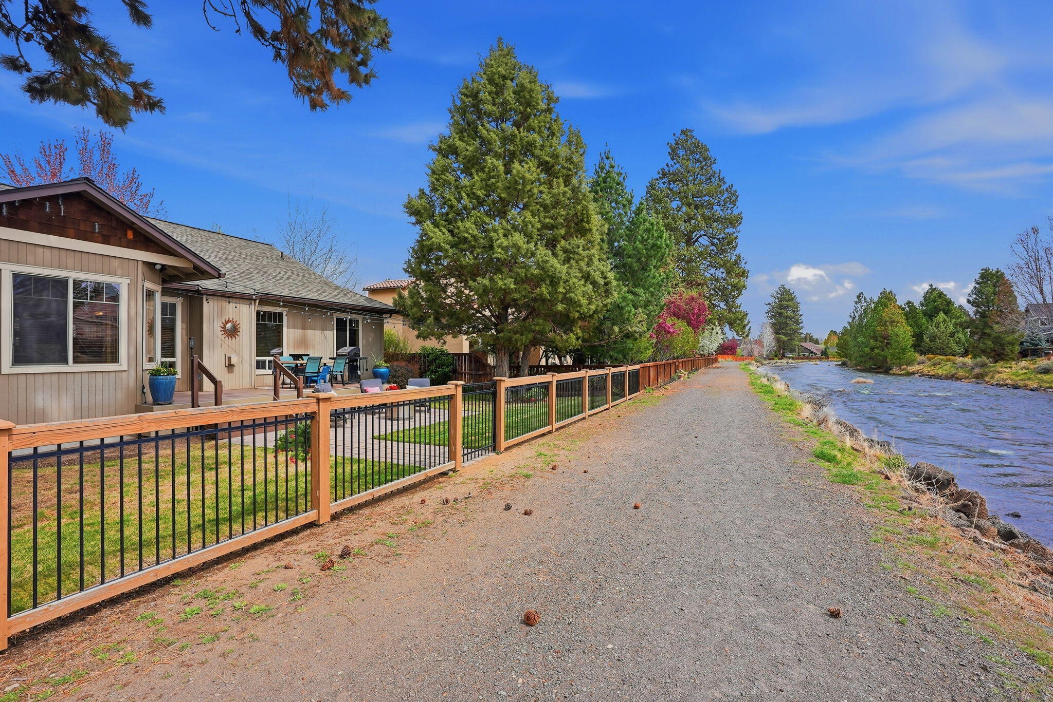 61173 Ridgewater Loop Bend, OR 97702 - Photo 47 of 58 58-web-or-mls-Riley_Visuals_052
