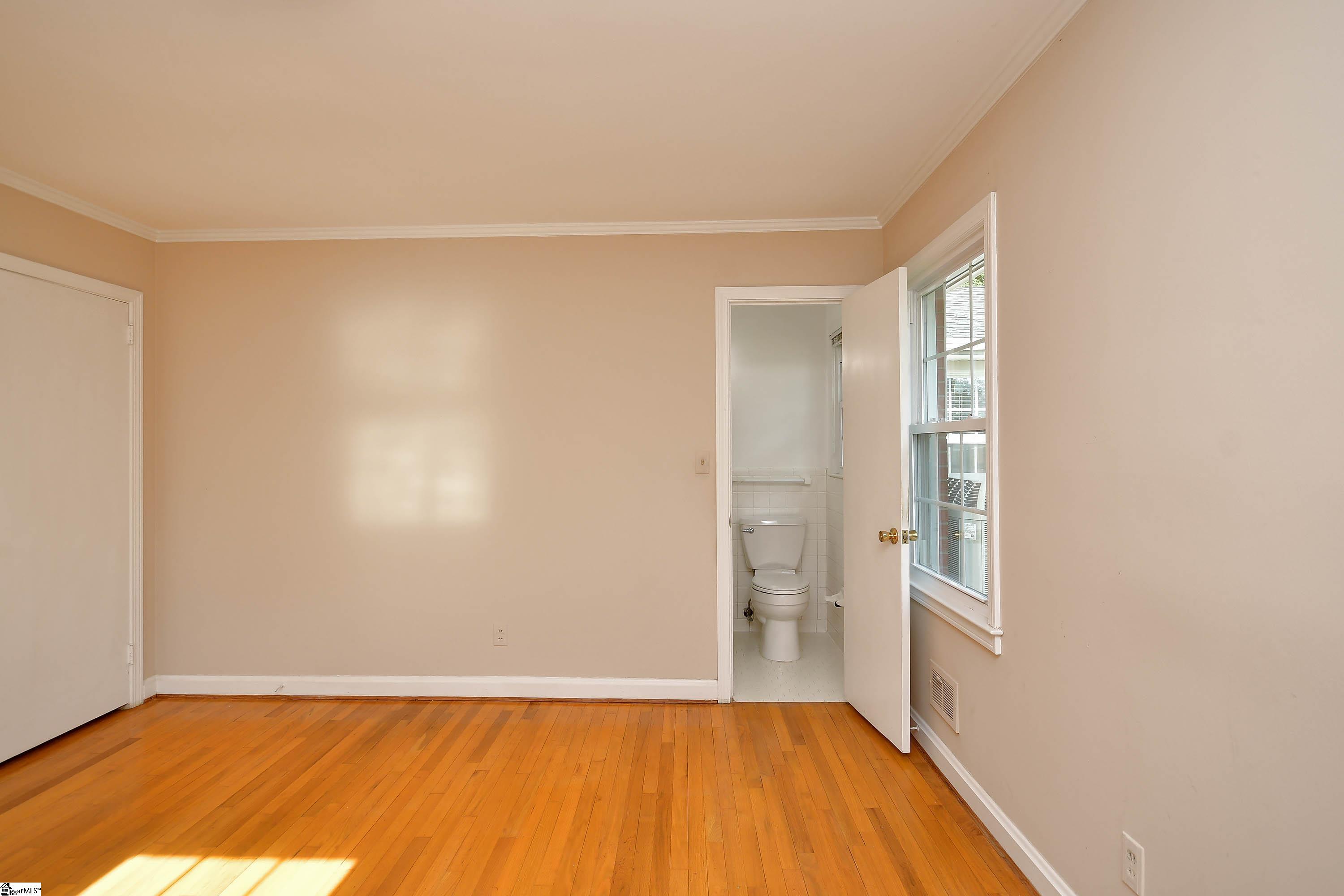 19 Spring Forest Road Greenville, SC 29615 - Photo 26 of 42 Gallery Image 26