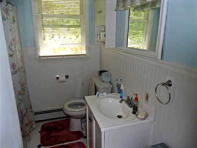 78 Balsam Road South Kingstown, RI 02879 - Photo 14 of 19 Bathroom.