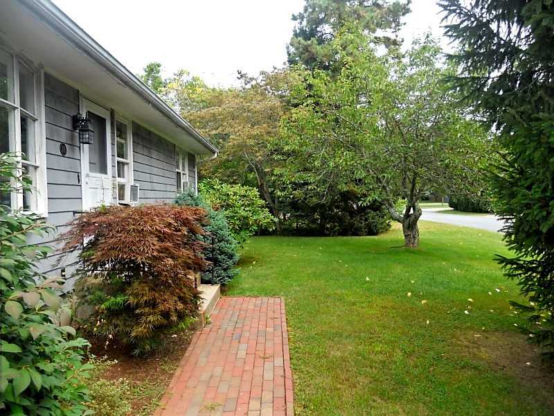 78 Balsam Road South Kingstown, RI 02879 - Photo 2 of 19 Exterior Front.
