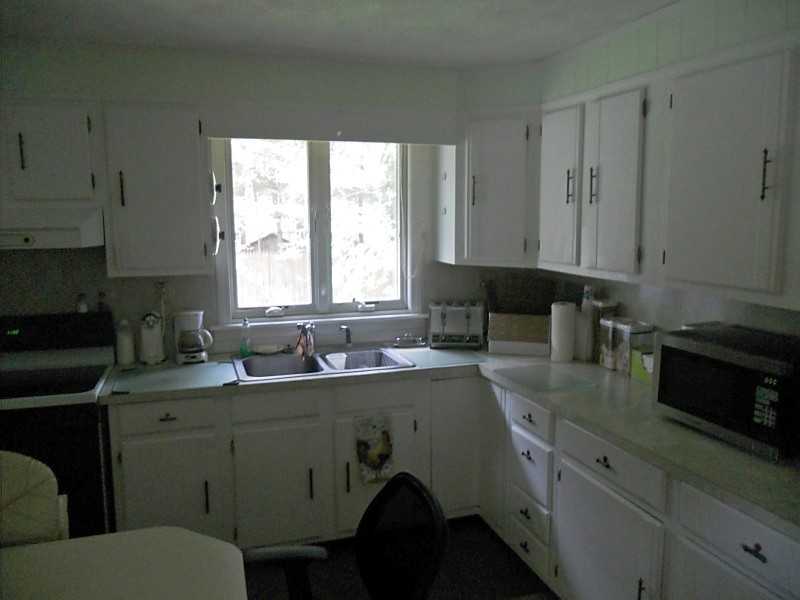 78 Balsam Road South Kingstown, RI 02879 - Photo 8 of 19 Kitchen.