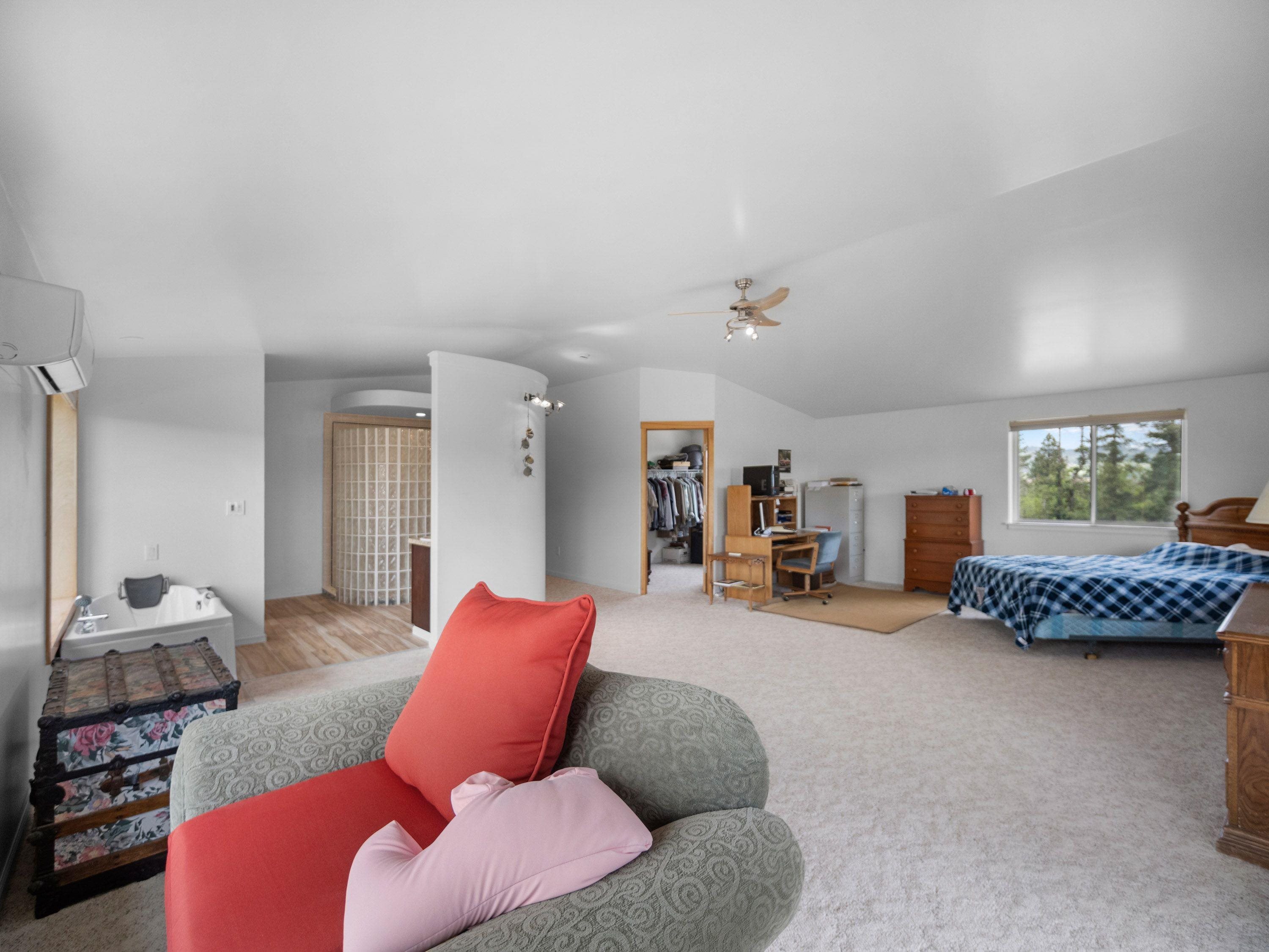 10916 East Rinear Road Valleyford, WA 99036 - Photo 32 of 49