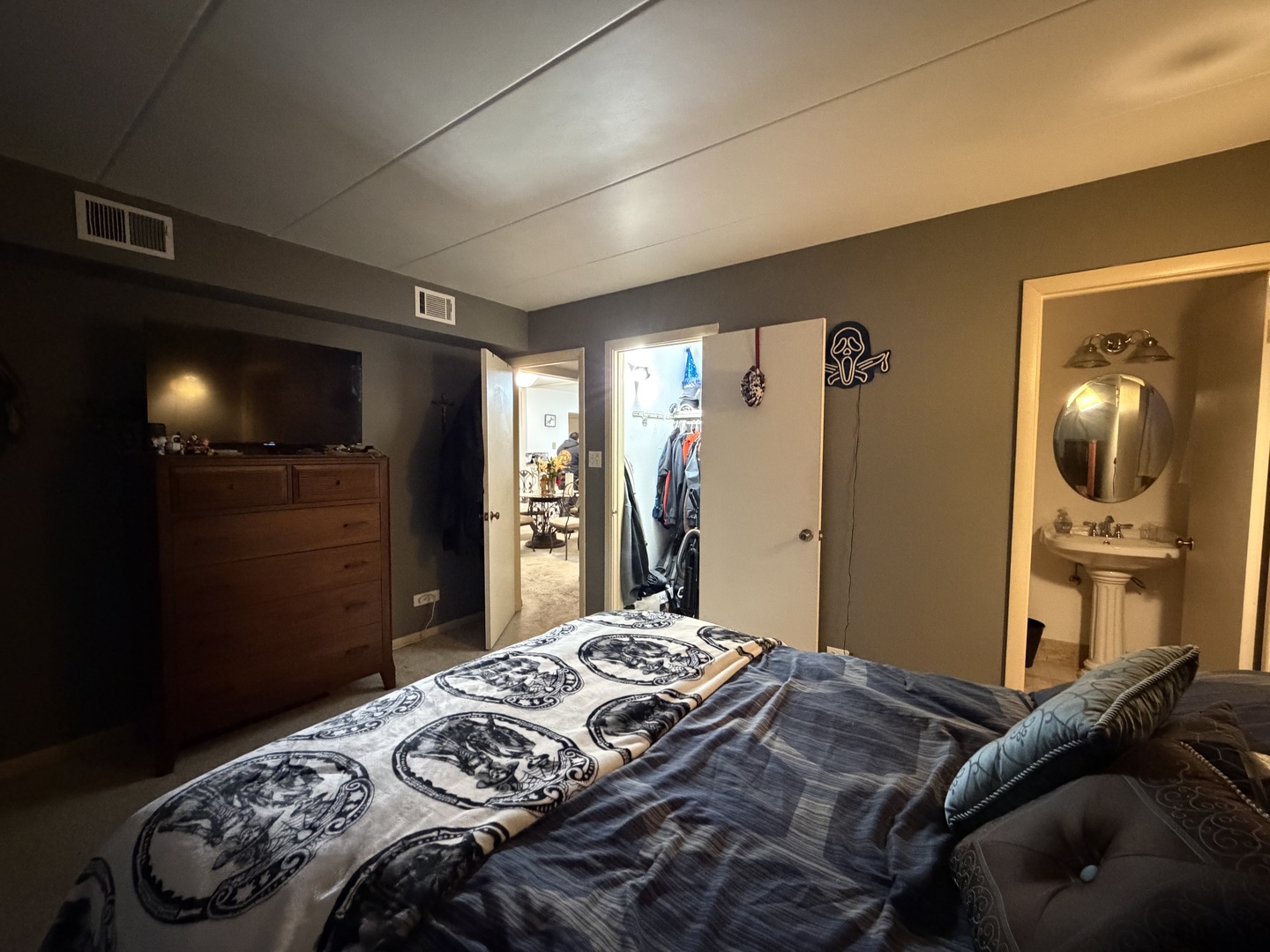 10002 South Pulaski Road, Unit 207 Oak Lawn, IL 60453 - Photo 15 of 33