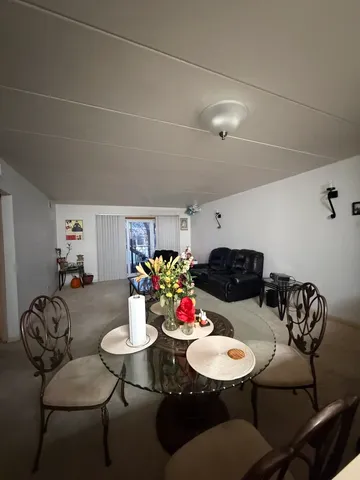 $180,000 | 10002 South Pulaski Road, Unit 207, Oak Lawn, IL 60453