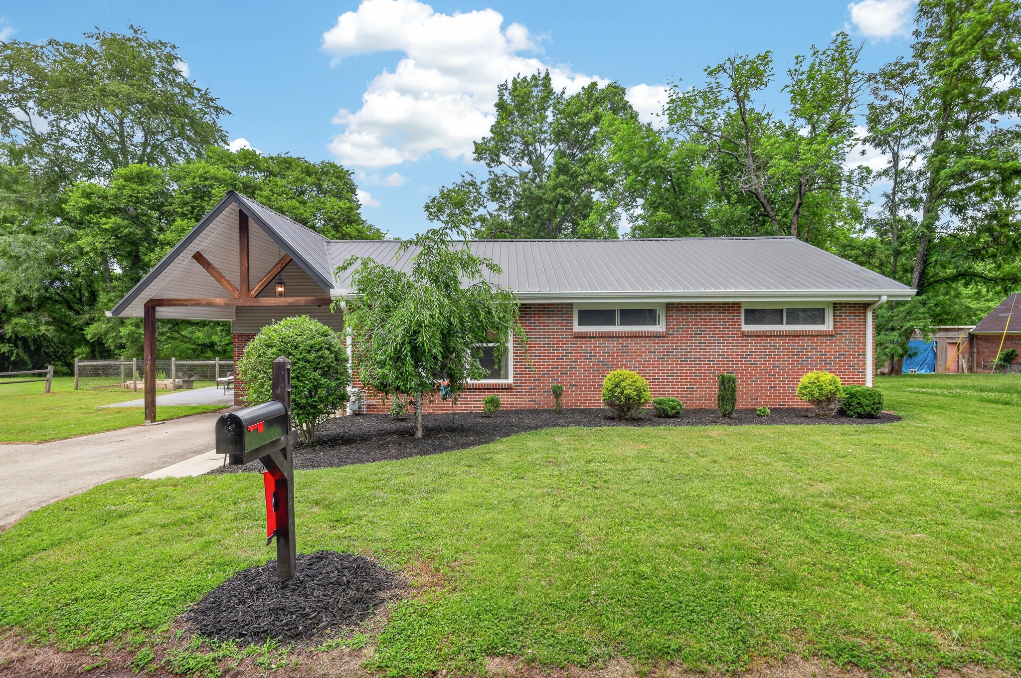 111 Goodner Lane Alexandria, TN 37012 - Photo 3 of 45