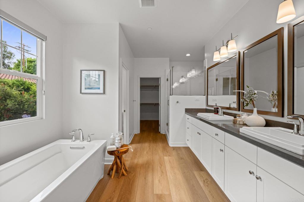 3115 Afton Way Carlsbad, CA 92008 - Photo 24 of 59