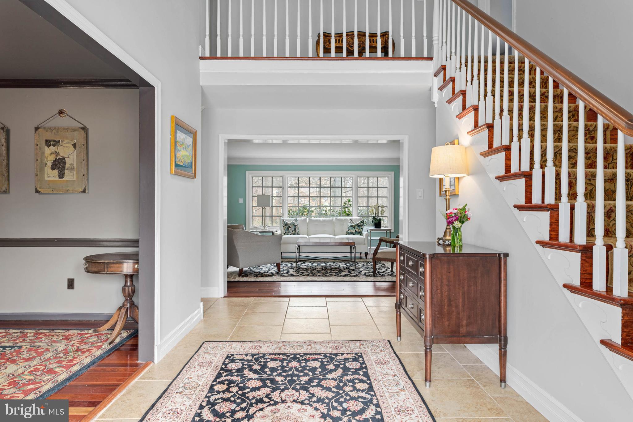150 Kynlyn Road Radnor, PA 19087 - Photo 3 of 59 Two Story Foyer.