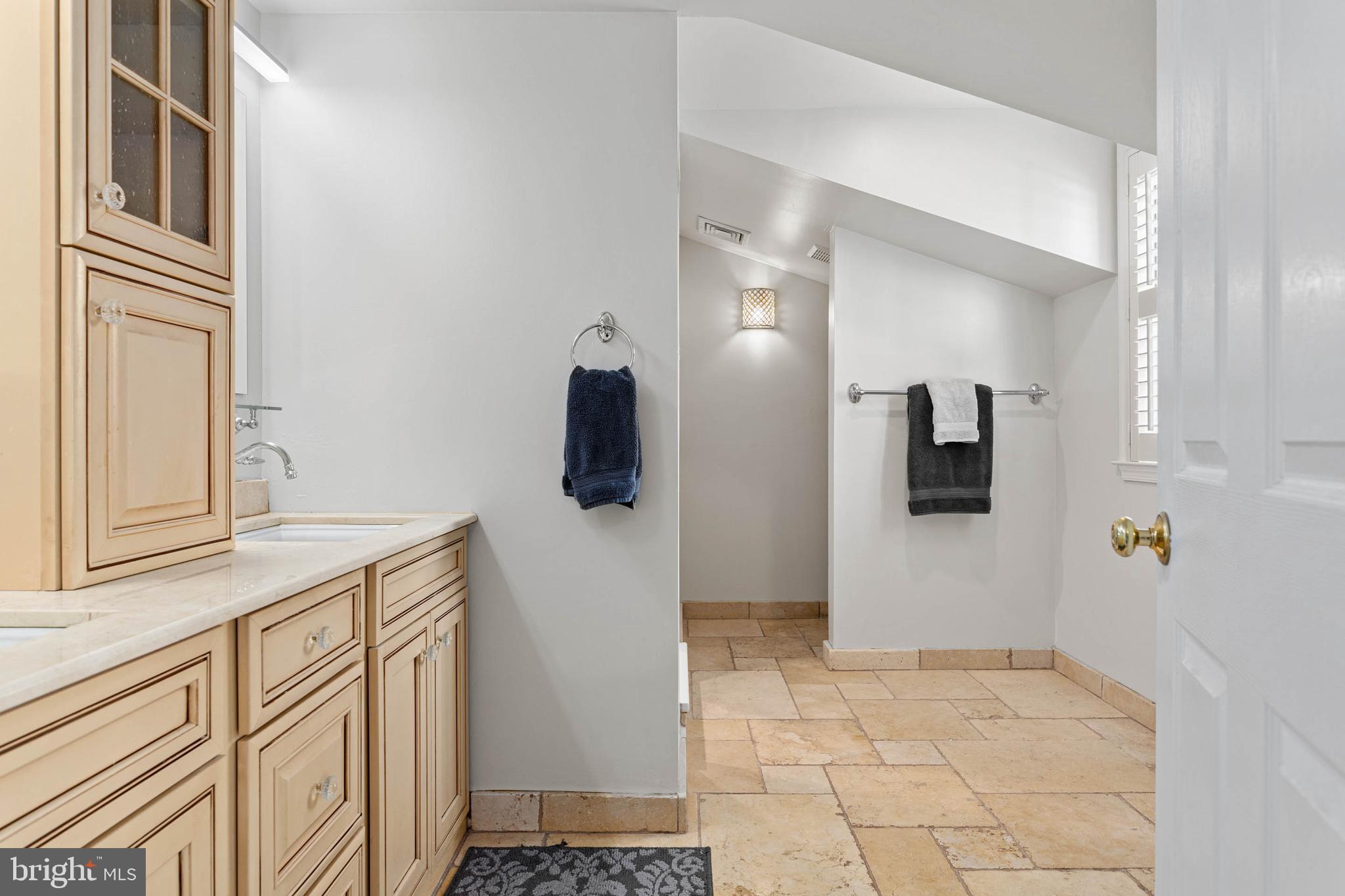 150 Kynlyn Road Radnor, PA 19087 - Photo 33 of 59 Primary Bath.