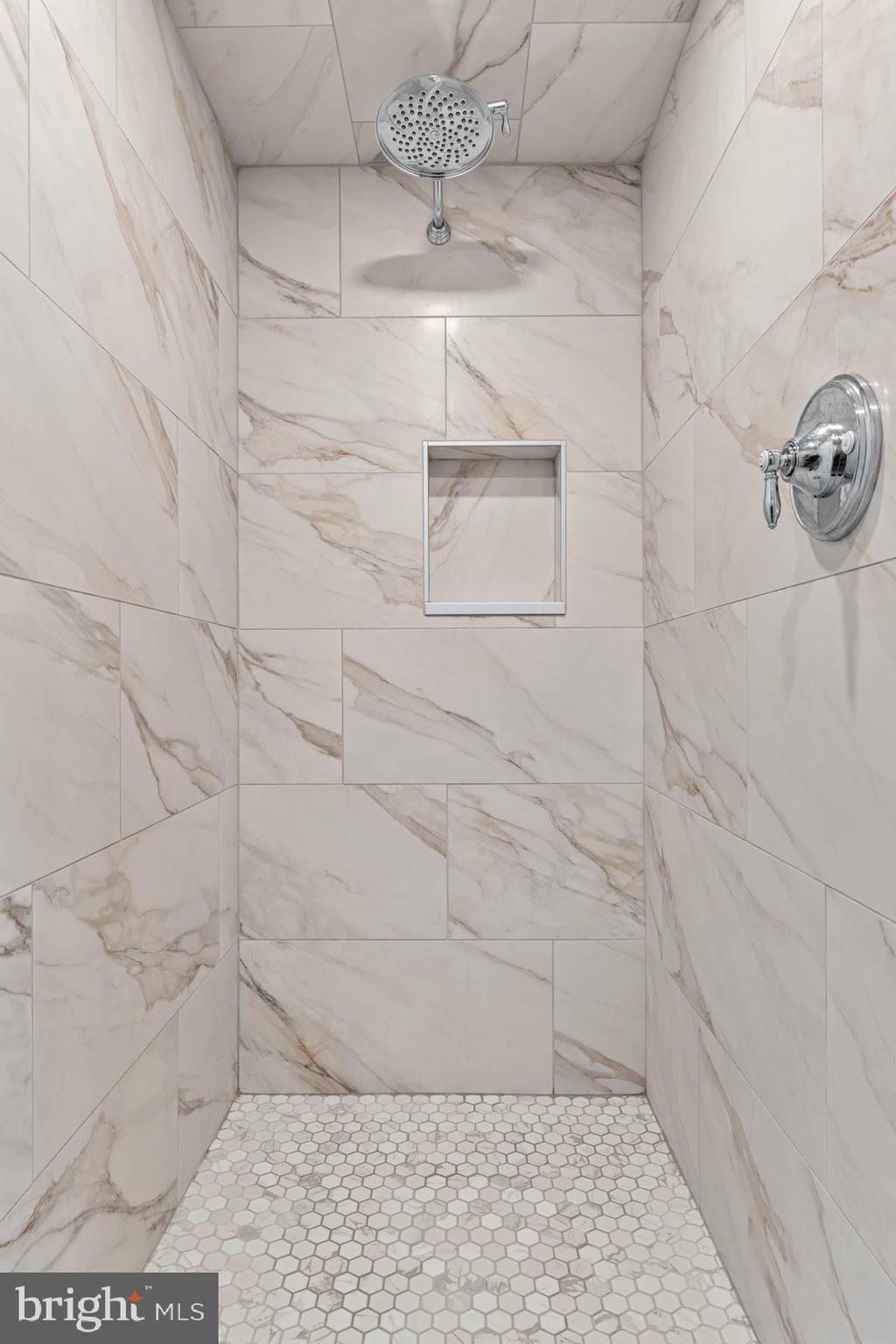 150 Kynlyn Road Radnor, PA 19087 - Photo 35 of 59 Primary Bath.