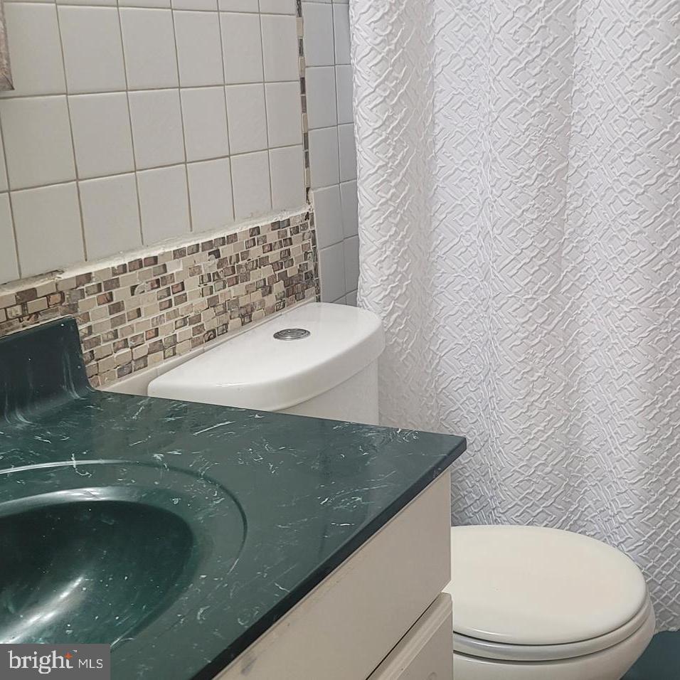 1800 Metzerott Road, Unit 501 Adelphi, MD 20783 - Photo 8 of 18 Gallery Image 8