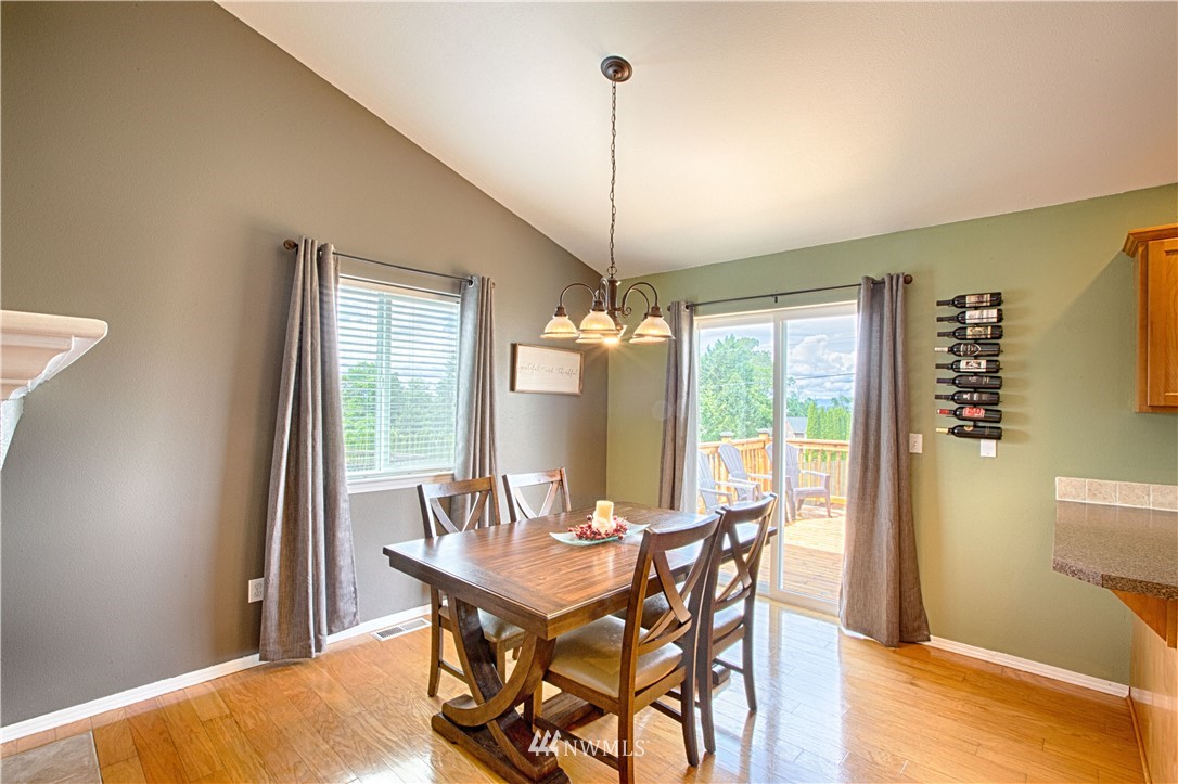 2615 Northwoods Loop Road Mount Vernon, WA 98273 - Photo 9 of 29 Gallery Image 9