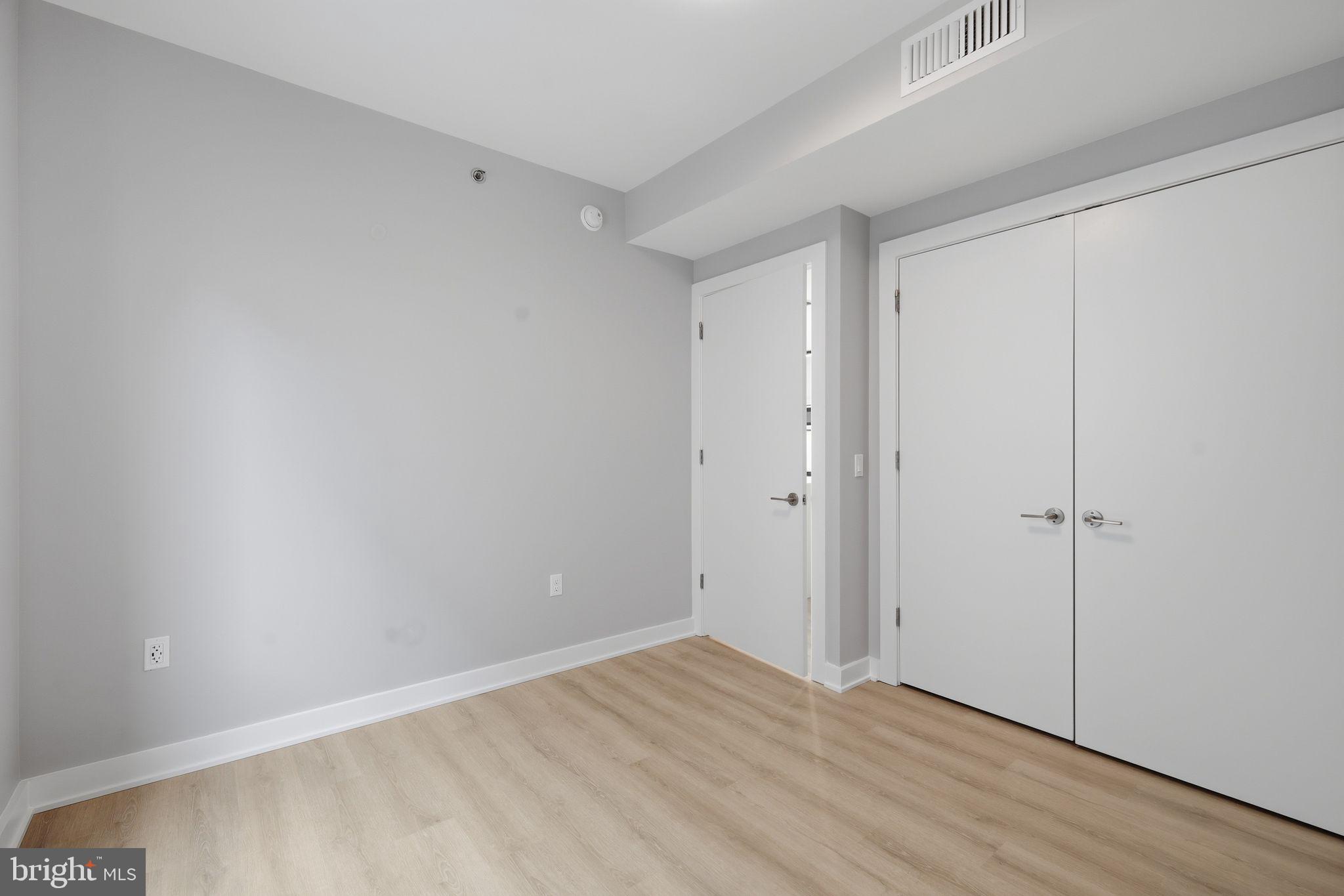950 3rd Street Northwest, Unit 802 Washington, DC 20001 - Photo 33 of 34