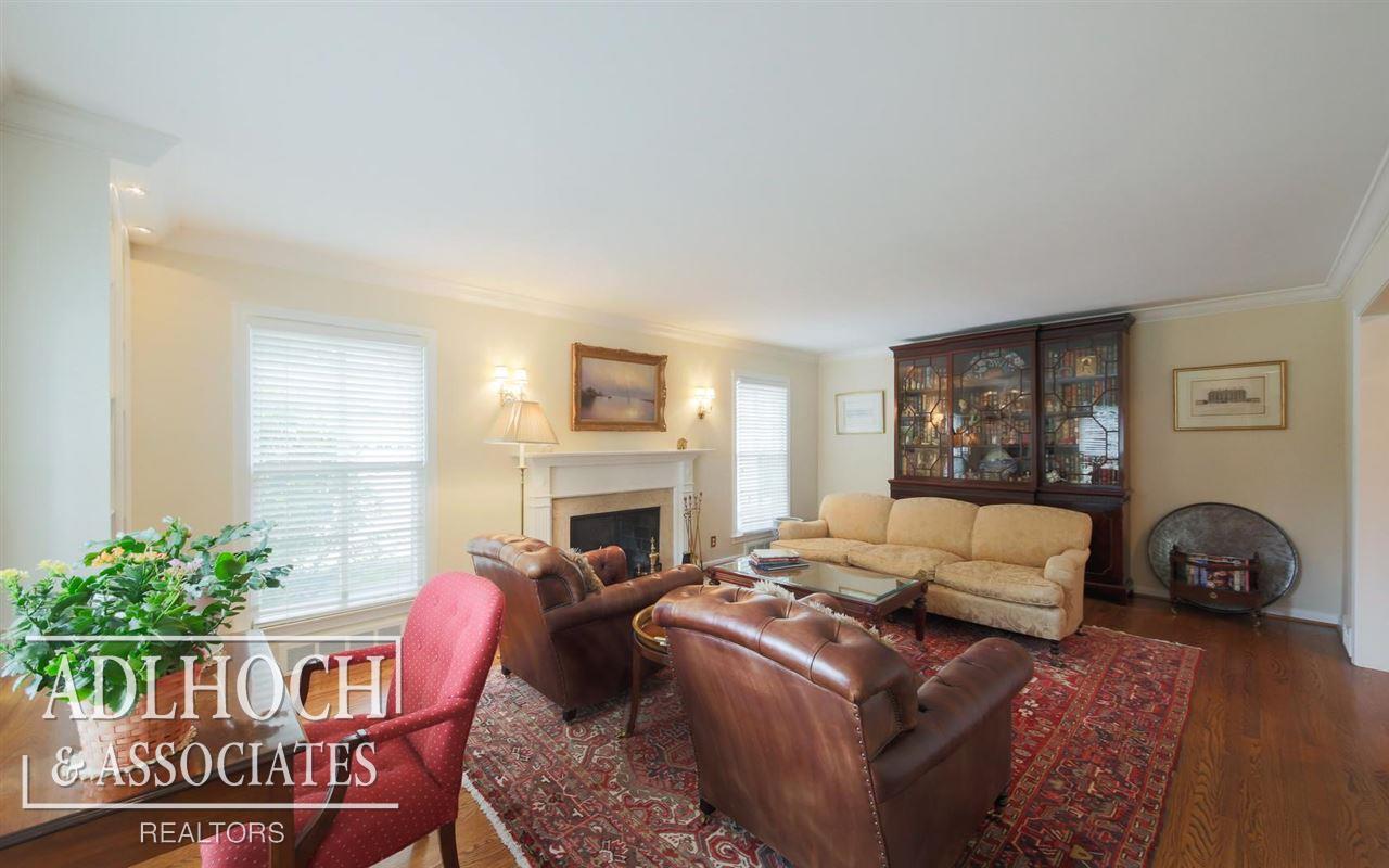 256 Cloverly Road Grosse Pointe Farms, MI 48236 - Photo 4 of 26