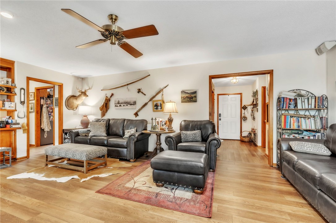 126 Edinburg Road Pickens, SC 29671 - Photo 6 of 31