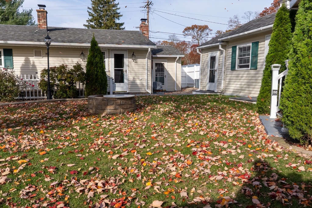 81 Dixon Road Brockton, MA 02302 - Photo 19 of 42