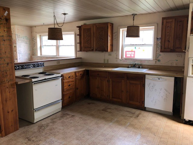11 Pine Tree Road Newcomb, NY 12852 - Photo 6 of 11 Gallery Image 6