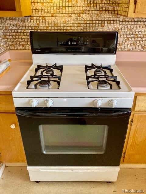 2106 Collier Avenue Colorado Springs, CO 80909 - Photo 9 of 35