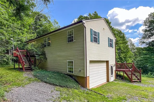 $360,000 | 28 Evergreen Road, Ashland, NY 12496