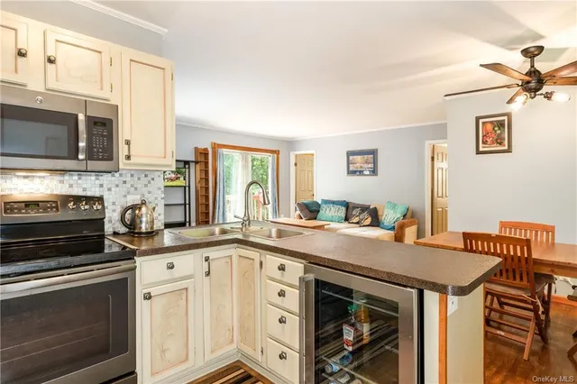 $360,000 | 28 Evergreen Road, Ashland, NY 12496