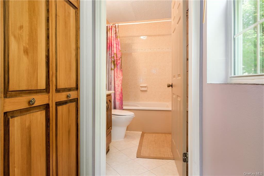 28 Evergreen Road Ashland, NY 12496 - Photo 22 of 36 Primary bedroom with en suite.