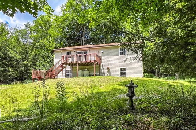 $360,000 | 28 Evergreen Road, Ashland, NY 12496