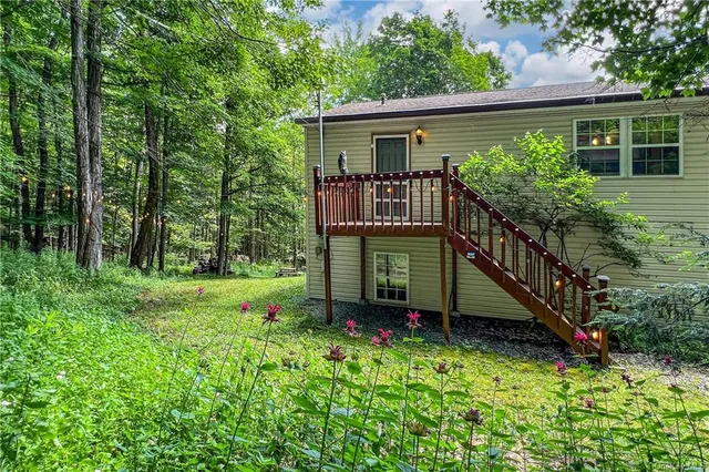 $360,000 | 28 Evergreen Road, Ashland, NY 12496