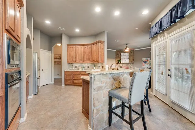 $695,000 | 132 Silver Rose Boulevard, Burleson, TX 76028