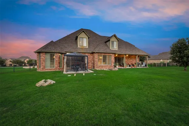 $695,000 | 132 Silver Rose Boulevard, Burleson, TX 76028