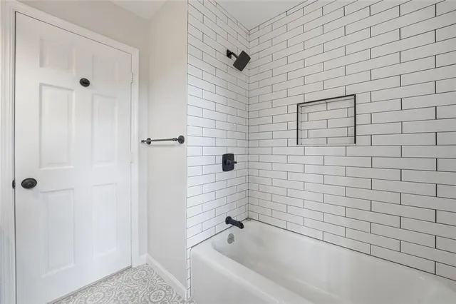 $699,999 | 11625 Northgate Way, Roswell, GA 30075