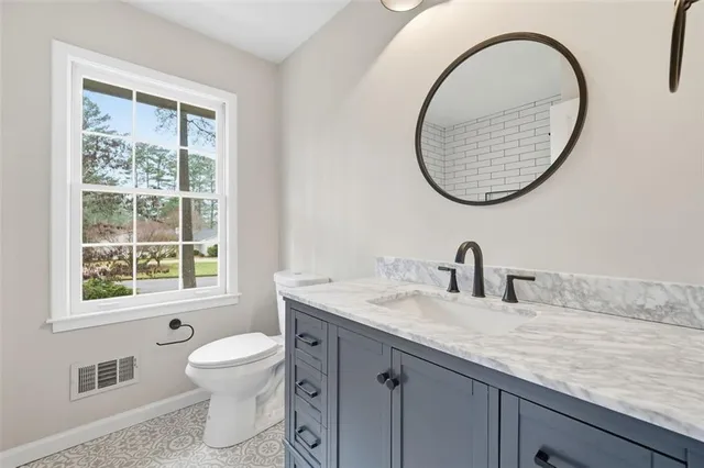 $699,999 | 11625 Northgate Way, Roswell, GA 30075