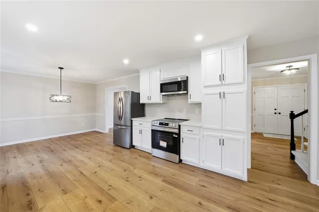 $699,999 | 11625 Northgate Way, Roswell, GA 30075