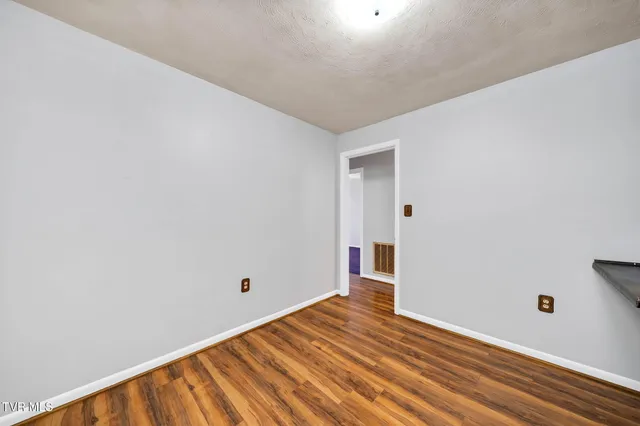 $259,900 | 520 Kallen Drive, Kingsport, TN 37660