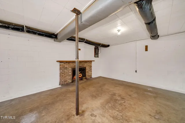 $259,900 | 520 Kallen Drive, Kingsport, TN 37660