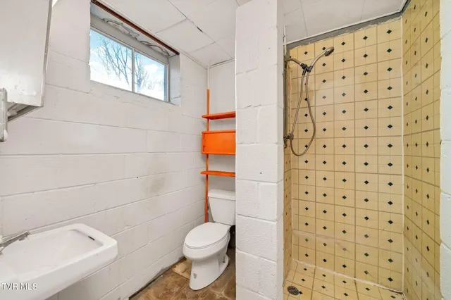 $259,900 | 520 Kallen Drive, Kingsport, TN 37660