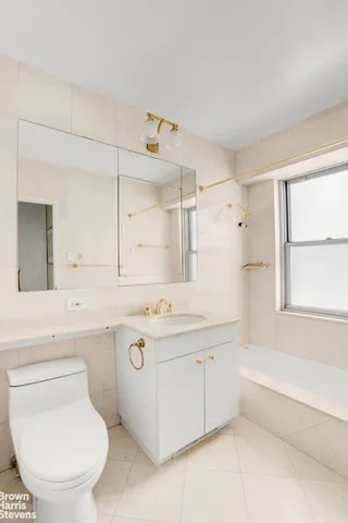 $1,475,000 | 400 East 56th Street, Unit 26L | Sutton Place