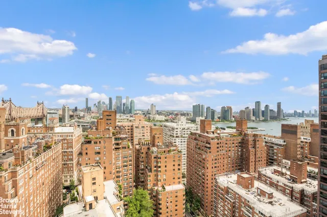 $1,475,000 | 400 East 56th Street, Unit 26L | Sutton Place
