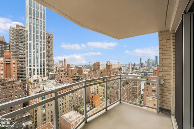 $1,475,000 | 400 East 56th Street, Unit 26L | Sutton Place