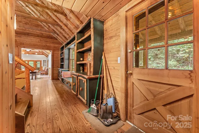 $750,000 | 70 Wisteria Lane, Highlands, NC 28741