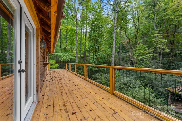 $750,000 | 70 Wisteria Lane, Highlands, NC 28741