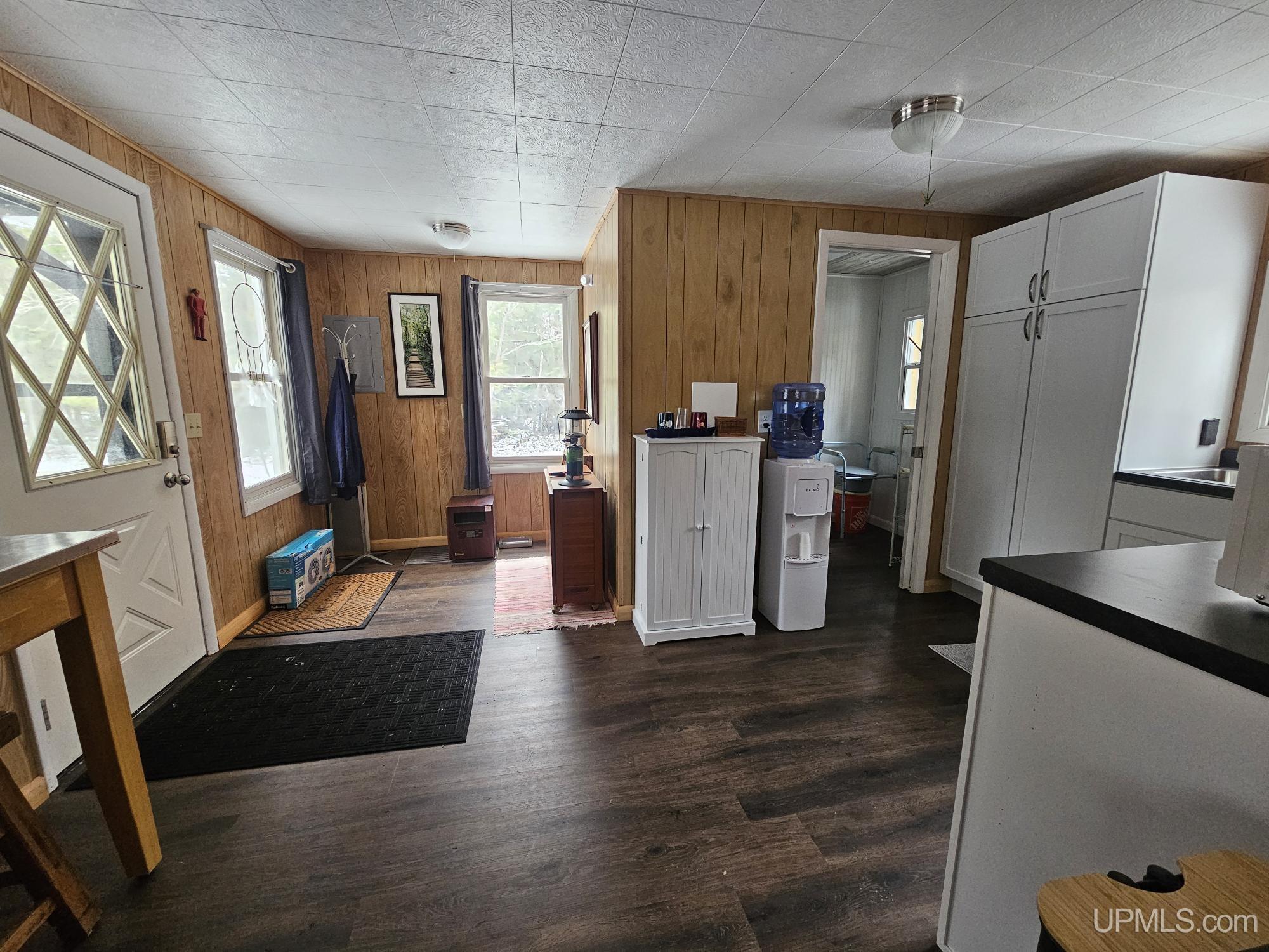 2958 Little Harbor Road Manistique, MI 49854 - Photo 10 of 32 Gallery Image 10