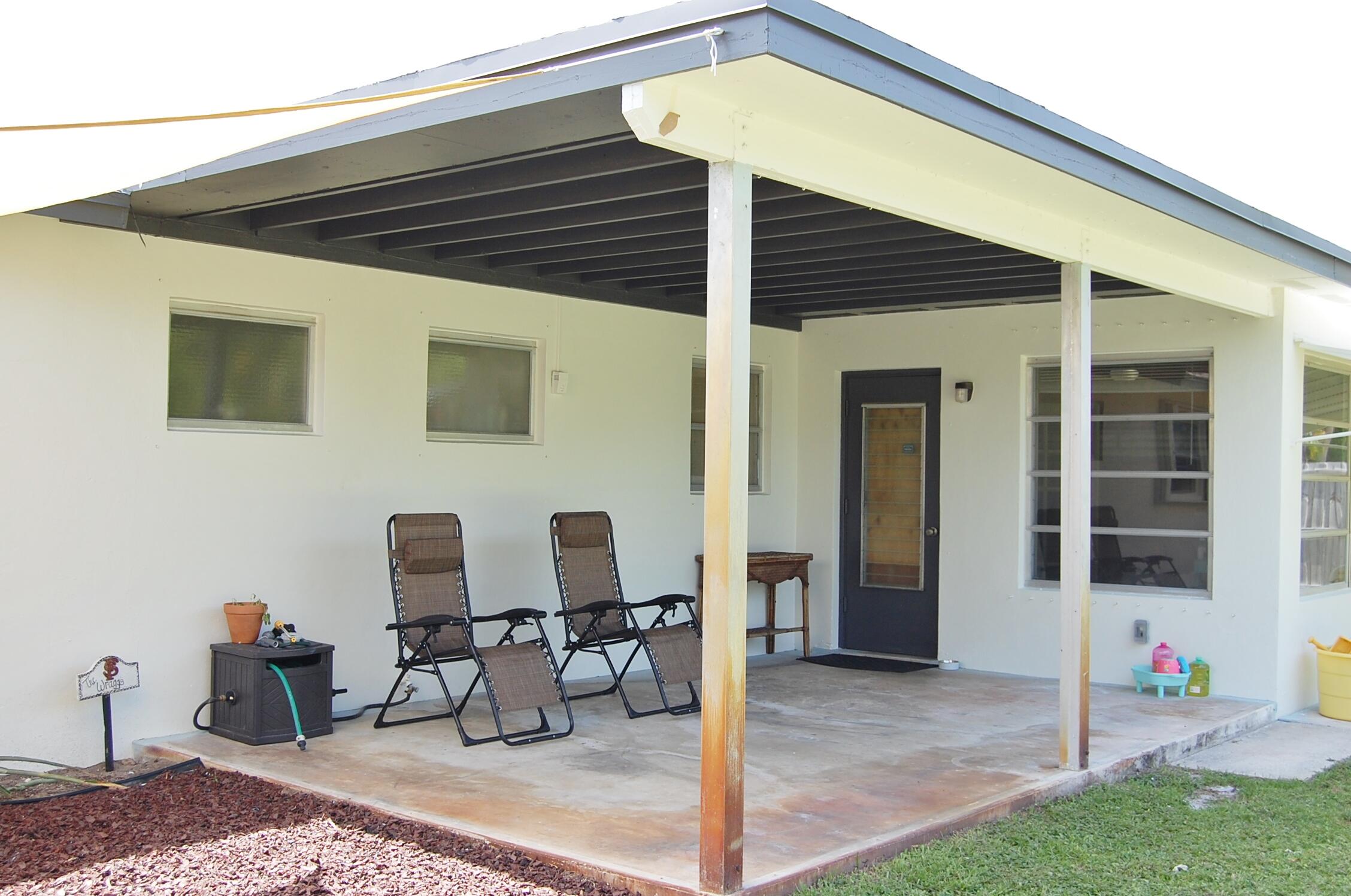 26 Ridgewood Circle Tequesta, FL 33469 - Photo 24 of 24 Coverd Patio
