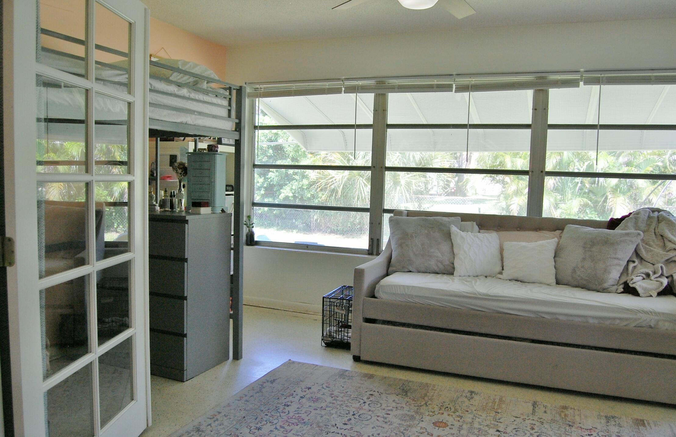 26 Ridgewood Circle Tequesta, FL 33469 - Photo 9 of 24 Florida Room