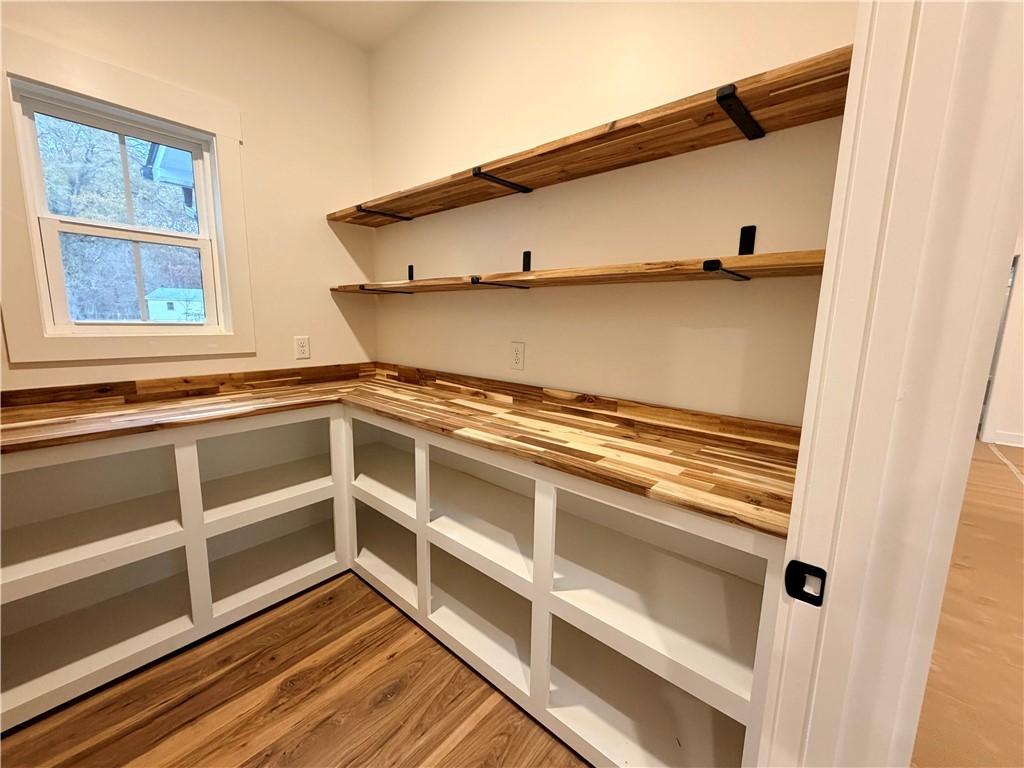 406 Edgewood Drive Belton, SC 29627 - Photo 14 of 27