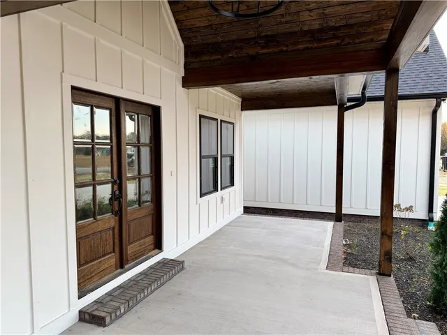 $464,999 | 406 Edgewood Drive, Belton, SC 29627