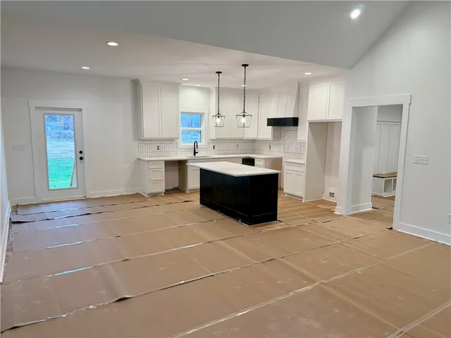 $464,999 | 406 Edgewood Drive, Belton, SC 29627