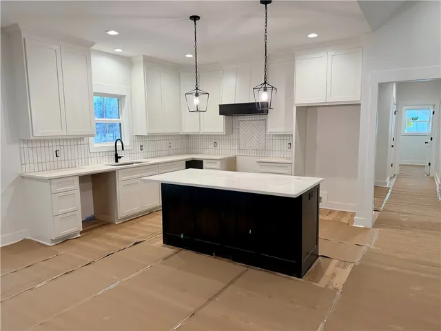 $464,999 | 406 Edgewood Drive, Belton, SC 29627