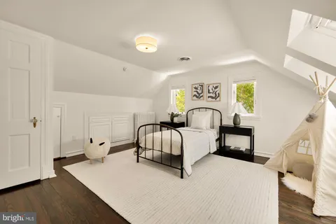 $2,000,000 | 7104 Beechwood Drive, Chevy Chase, MD 20815